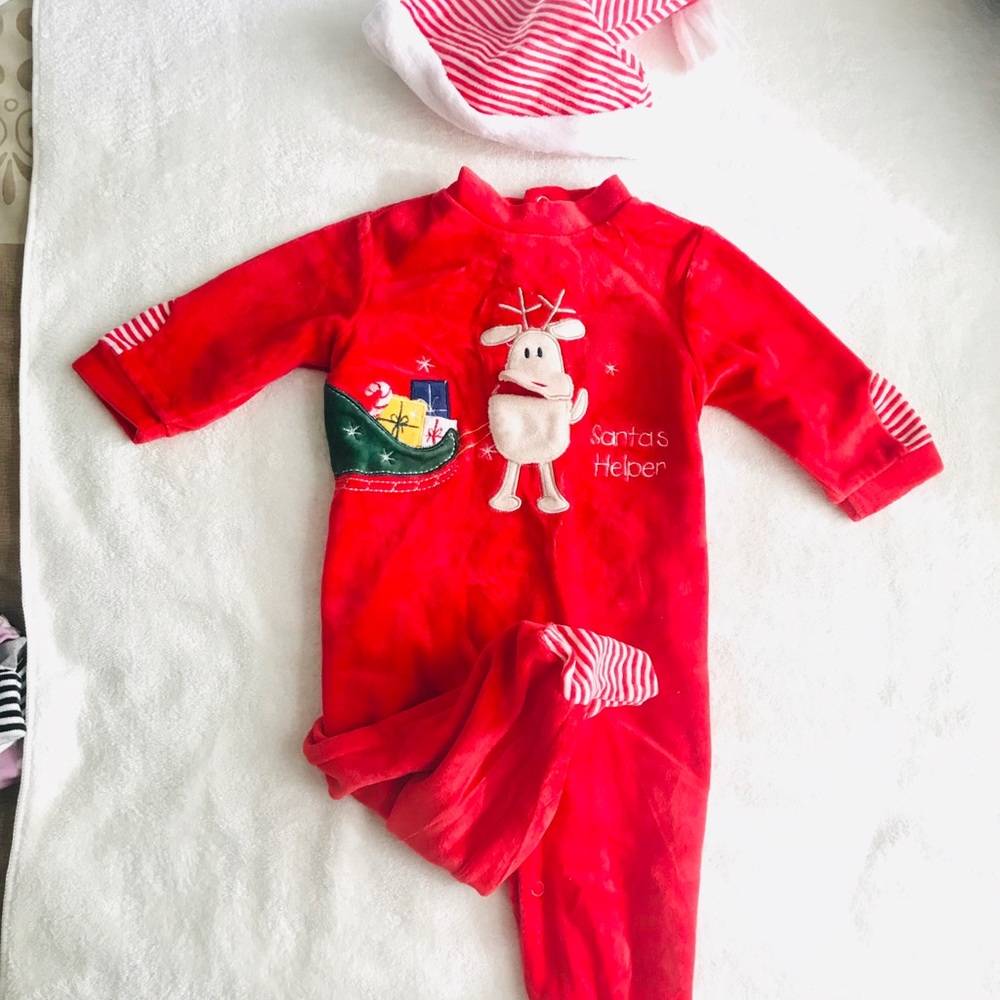 NWOT, Velvet Christmas onesie with hat